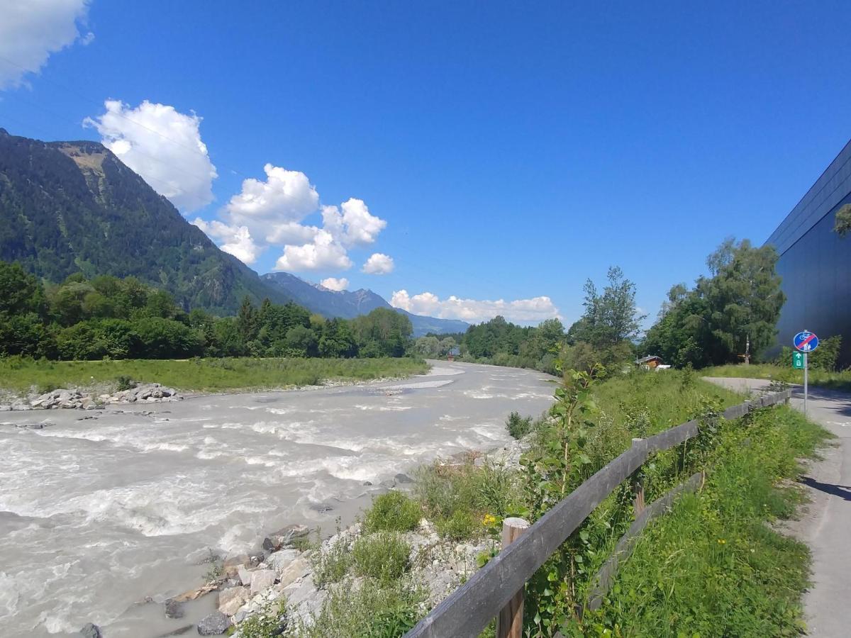 Kiwi Ferienwohnung Bludenz Bagian luar foto